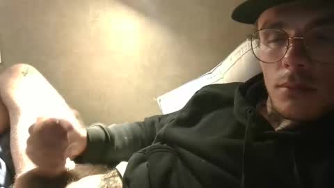 Snapshot of dylp400 chatting on 03-09-25, 10:30 dylp400 online show from 03-09-25, 10:30