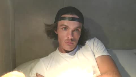 Snapshot of dylp400 chatting on 09-12-25, 07:47 dylp400 online show from 09-12-25, 07:47