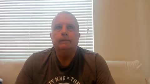 Mr Wonderful online show from 04-25-26, 08:17