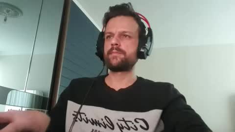 Snapshot of eaglecrm chatting on 04-04-26, 12:13 eaglecrm online show from 04-04-26, 12:13