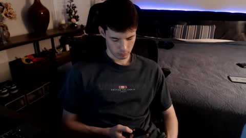 Alex online show from 06-02-26, 01:07
