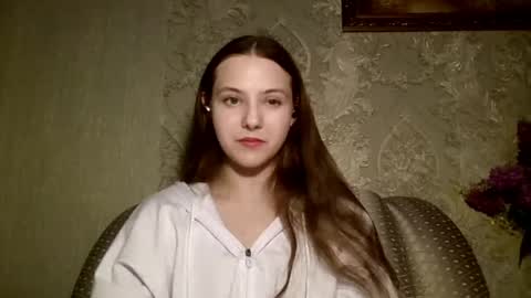 Yuni online show from 04-20-26, 04:10