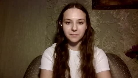 Yuni online show from 04-21-26, 04:23