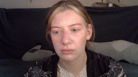 Lily online show from 05-11-26, 07:36