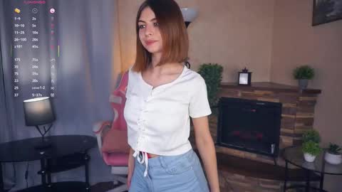 Emma online show from 09-08-25, 06:40