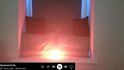 Snapshot of easy_izzy chatting on 07-28-26, 04:39 Madame online show from 07-28-26, 04:39
