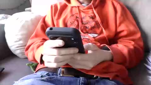 Snapshot of easylog chatting on 10-12-25, 11:37 easylog online show from 10-12-25, 11:37