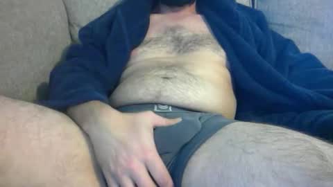 Snapshot of easywind321 chatting on 05-18-26, 10:59 shawtytoohotty online show from 05-18-26, 10:59