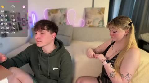 Custom content and video calls are available as well  online show from 04-18-26, 02:43