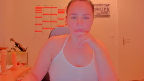 Snapshot of ebikon24 chatting on 05-26-26, 06:59 ebikon24 online show from 05-26-26, 06:59
