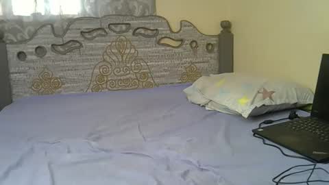 Queen online show from 01-13-26, 04:18