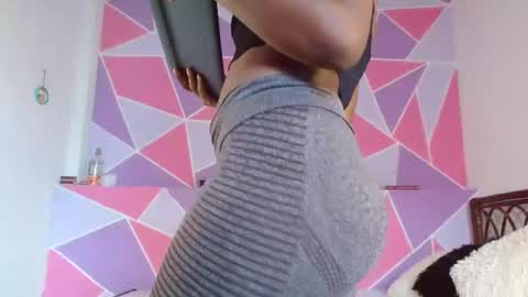 Snapshot of ebony_alika chatting on 02-01-25, 04:44 Alika Ashanti online show from 02-01-25, 04:44