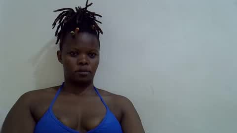 ebony_cuttey30 online show from 04-19-26, 05:29