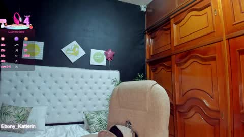 ebony_katterin online show from 04-01-26, 11:11