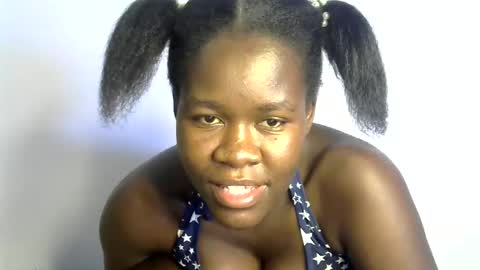 ebony_lynne online show from 04-27-26, 09:35