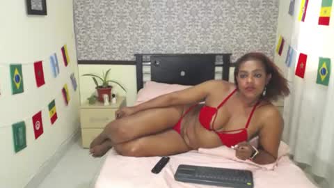 Snapshot of ebony_milf83 chatting on 06-27-26, 08:36 Eva online show from 06-27-26, 08:36