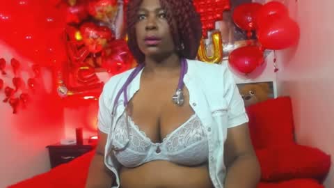 Snapshot of ebony_mine47 chatting on 02-05-25, 03:02 Ebony Mine online show from 02-05-25, 03:02