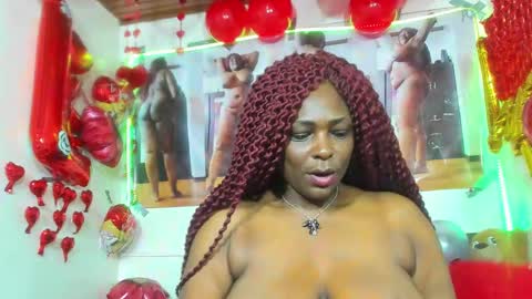 Snapshot of ebony_mine47 chatting on 02-20-25, 06:39 Ebony Mine online show from 02-20-25, 06:39