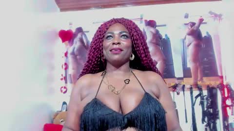 Snapshot of ebony_mine47 chatting on 03-12-25, 02:52 Ebony Mine online show from 03-12-25, 02:52