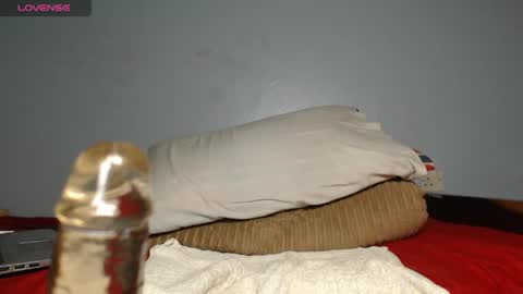 Snapshot of ebony_petite01 chatting on 05-13-26, 03:53 EBONY PETITE online show from 05-13-26, 03:53