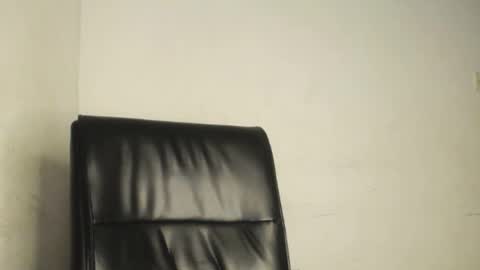 Snapshot of ebony_slimgirl0 chatting on 06-06-26, 06:45 Lilly online show from 06-06-26, 06:45