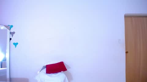 MILENA online show from 01-06-25, 07:35