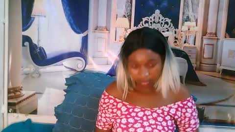 Snapshot of ebonyblisss chatting on 02-05-25, 10:08 Tamia online show from 02-05-25, 10:08