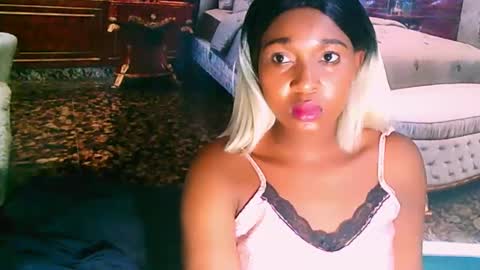 Snapshot of ebonyblisss chatting on 02-10-25, 09:04 Tamia online show from 02-10-25, 09:04