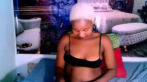 Snapshot of ebonyblisss chatting on 03-12-25, 09:44 Tamia online show from 03-12-25, 09:44