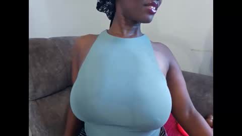 Ebony Melanie online show from 10-06-25, 12:24