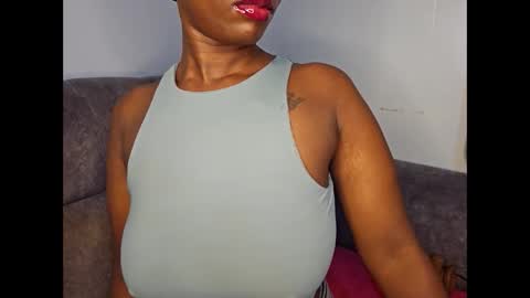 Ebony Melanie online show from 11-08-25, 11:58