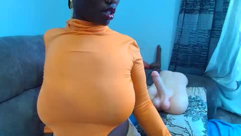 Ebony Melanie online show from 02-01-26, 11:53