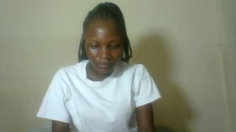 Snapshot of ebonycutegal4 chatting on 06-08-26, 05:35 MELLEN online show from 06-08-26, 05:35