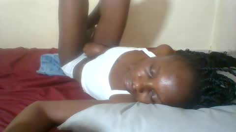 Snapshot of ebonycutegal4 chatting on 07-28-26, 03:21 MELLEN online show from 07-28-26, 03:21