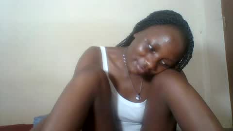 Snapshot of ebonycutegal4 chatting on 07-28-26, 08:52 MELLEN online show from 07-28-26, 08:52