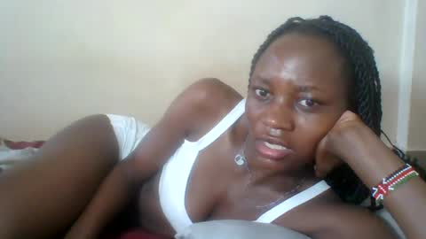 Snapshot of ebonycutegal4 chatting on 07-29-26, 09:18 MELLEN online show from 07-29-26, 09:18