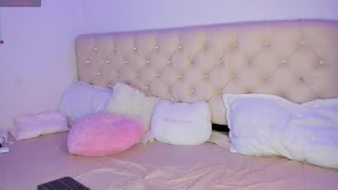 Queen Ebony online show from 03-19-26, 07:12