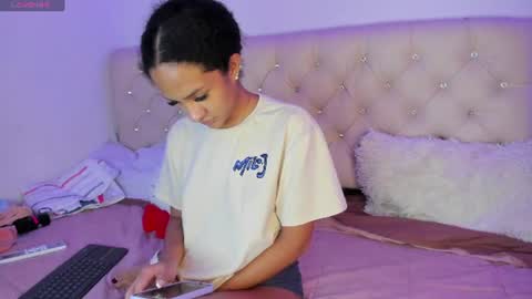 Snapshot of ebonygoddes03 chatting on 06-13-26, 03:37 Queen Ebony online show from 06-13-26, 03:37