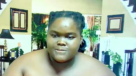 Snapshot of ebonyhotbuns4u2luv chatting on 02-12-25, 10:24 ebonyhotbuns4u2luv online show from 02-12-25, 10:24