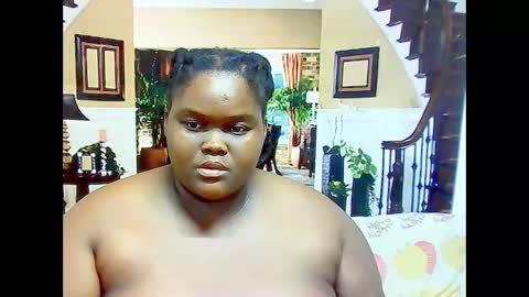 Snapshot of ebonyhotbuns4u2luv chatting on 02-13-25, 10:12 ebonyhotbuns4u2luv online show from 02-13-25, 10:12