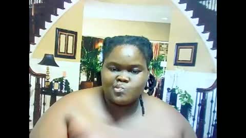 Snapshot of ebonyhotbuns4u2luv chatting on 02-25-25, 01:06 ebonyhotbuns4u2luv online show from 02-25-25, 01:06