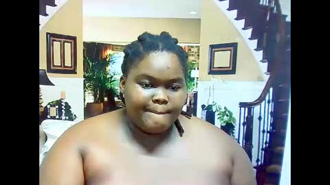 Snapshot of ebonyhotbuns4u2luv chatting on 03-08-25, 10:11 ebonyhotbuns4u2luv online show from 03-08-25, 10:11