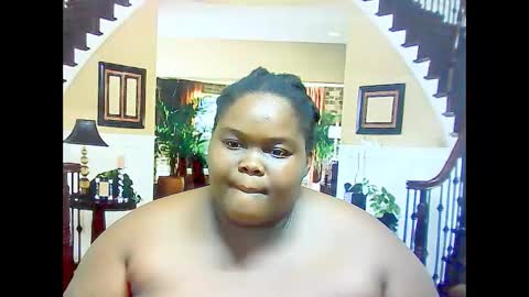 Snapshot of ebonyhotbuns4u2luv chatting on 03-08-25, 06:37 ebonyhotbuns4u2luv online show from 03-08-25, 06:37