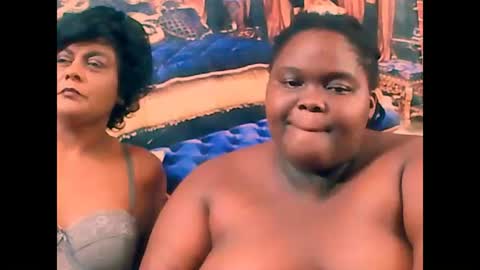 Snapshot of ebonyhotbuns4u2luv chatting on 03-12-25, 09:02 ebonyhotbuns4u2luv online show from 03-12-25, 09:02