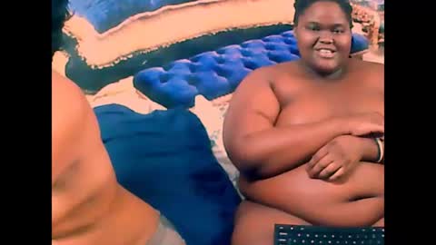 Snapshot of ebonyhotbuns4u2luv chatting on 03-12-25, 12:04 ebonyhotbuns4u2luv online show from 03-12-25, 12:04