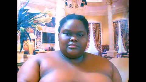 Snapshot of ebonyhotbuns4u2luv chatting on 09-16-25, 09:49 ebonyhotbuns4u2luv online show from 09-16-25, 09:49