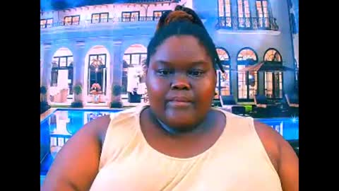 Snapshot of ebonyhotbuns4u2luv chatting on 04-26-26, 08:23 ebonyhotbuns4u2luv online show from 04-26-26, 08:23