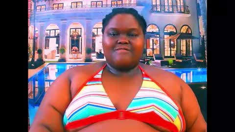 Snapshot of ebonyhotbuns4u2luv chatting on 05-05-26, 06:49 ebonyhotbuns4u2luv online show from 05-05-26, 06:49