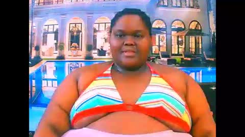 Snapshot of ebonyhotbuns4u2luv chatting on 05-16-26, 10:52 ebonyhotbuns4u2luv online show from 05-16-26, 10:52