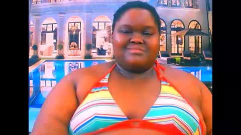 Snapshot of ebonyhotbuns4u2luv chatting on 06-05-26, 06:57 ebonyhotbuns4u2luv online show from 06-05-26, 06:57
